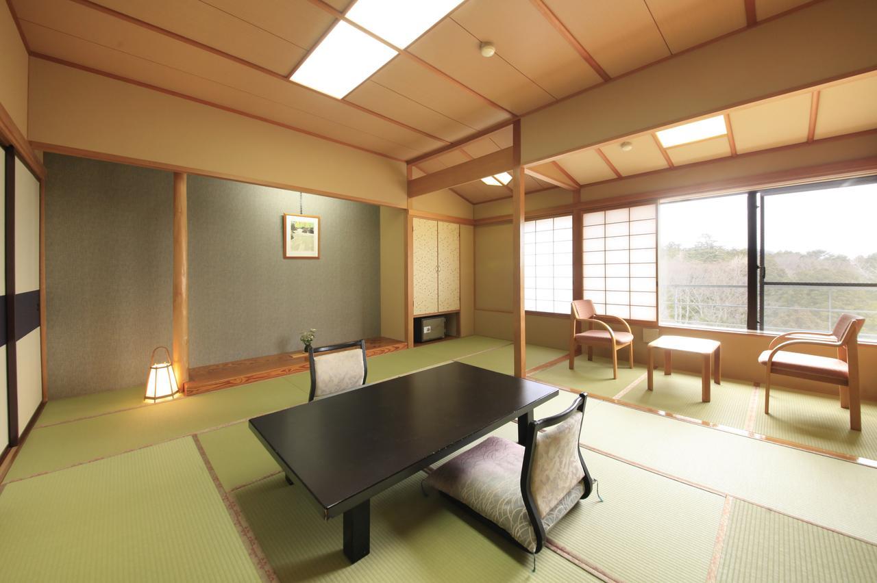 Minoya Hotell Yahiko Eksteriør bilde
